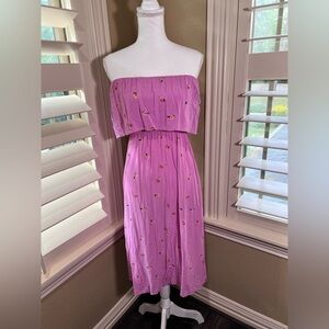 🔥BUY TWO GET ONE 50% OFF🔥
*Discount applied when you create a bundle*